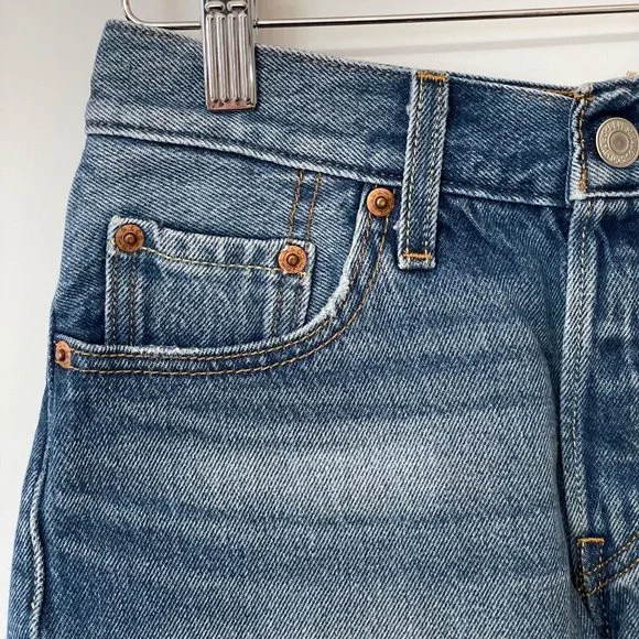 Levi's 501 Shorts Womens W24 Button Fly 100% Cotton Raw Cuffed Hem Blue Denim - Picture 2 of 12